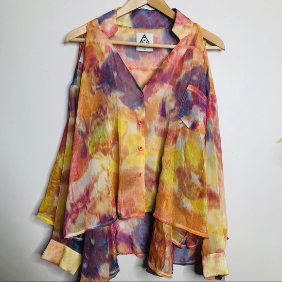 UNIF watercolor cold shoulder button up top - Picture 2 of 11
